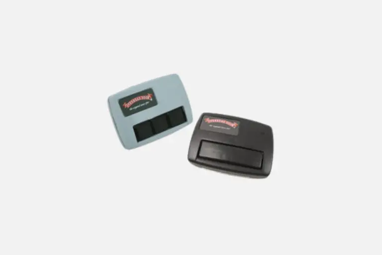 operators-radio-transmitters-2remotes540360